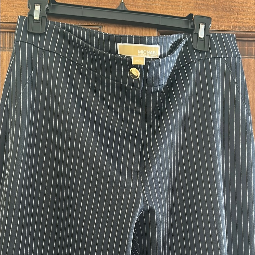 Michael Kors Women’s Navy Pinstripe Pants Size 12 Never Worn